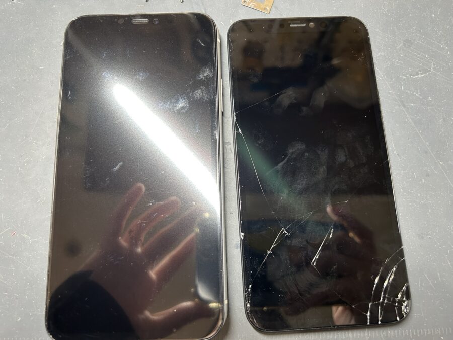 画面が割れて液晶にもダメージが入ってしまったiPhone11（アイフォン）の液晶画面交換修理を行いました！
