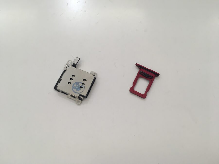 【釧路店】SIM2枚挿すより、スマホ2台持ちますよねー