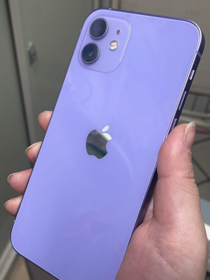 越谷市からご来店！iPhoneの背面ガラスの修理承っております。  【スマホ修理工房イオンせんげん台店】