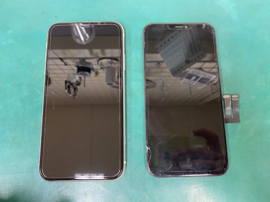 江東区西大島、亀戸近くのスマホ修理店！iPhone11(アイフォン)画面に黒い影や線が。