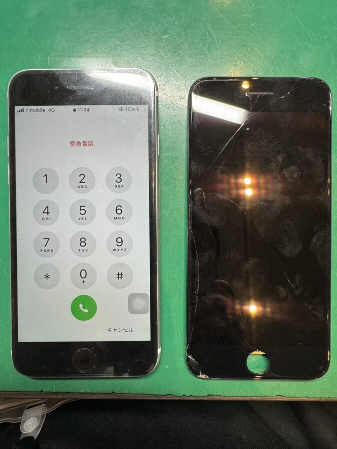 落として画面が割れて点かない...iPhoneSE2画面交換修理【スマホ修理工房ミーツ国分寺店】