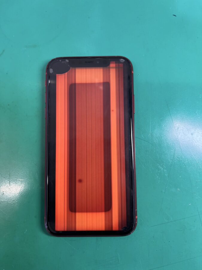 画面交換で復旧！！iPhoneXR(アイフォン)画面交換【スマホ修理工房大井町店】