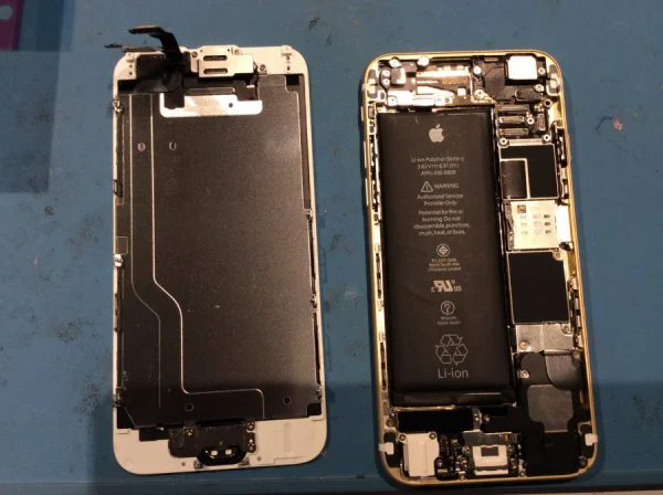 電源が入らないiPhone6（アイフォン）から昔のデータを取り出したい…！そんな時はスマホ修理工房渋谷店へ！