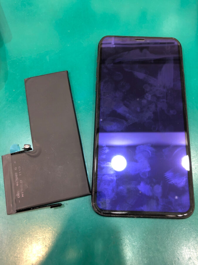 【バッテリー交換修理】iPhone11ProMax(アイフォン11プロマックス)をお持ち込みいただきました！！