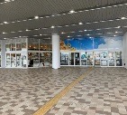 { メインプラザ入口からイオンモール福岡に入店します。 }
