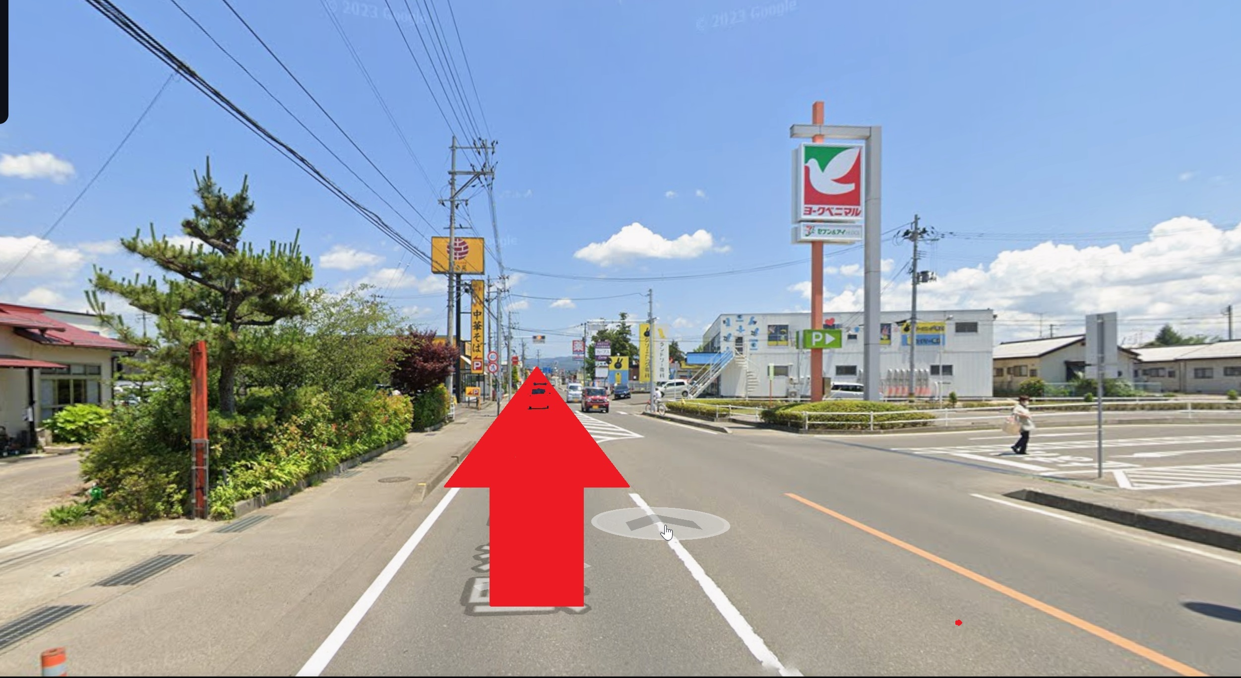 { ヨークベニマル保原店さんを通過します。 }