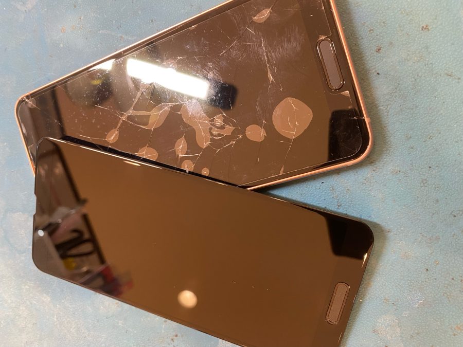 宮城県仙台市からお越しのお客様からAQUOS　sense３（アクオスセンススリー）の画面割れの依頼がありました！！
