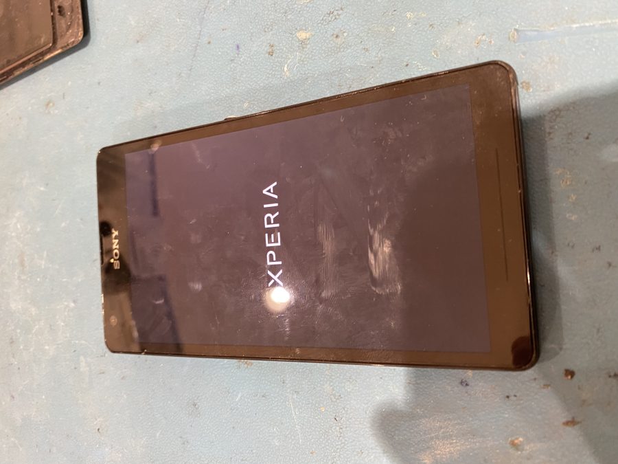 XperiaUL(エクスペリアユーエル)のタッチが効かない…　そんな時は是非当店へ！【スマホ修理工房仙台PARCO２店】