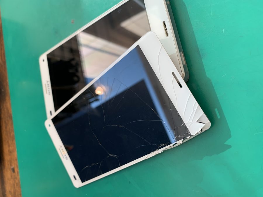 Xperia Z3 Compact 画面割れ修理 スマホ修理工房草加駅前店