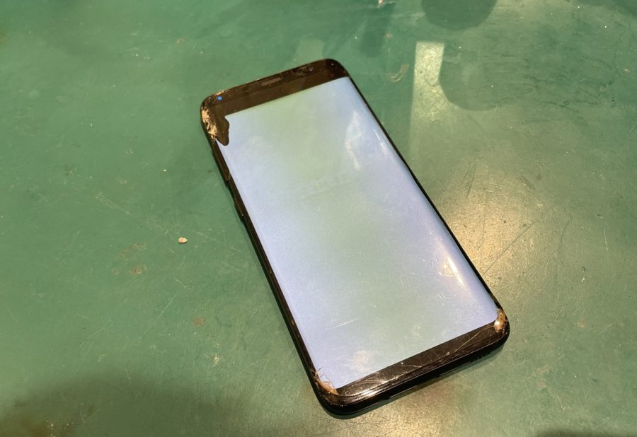 松本市のお客様よりGalaxy（ギャラクシー）S8 (SC-02J)の画面が映らなくなってしまった・・・データだけでも取り出した