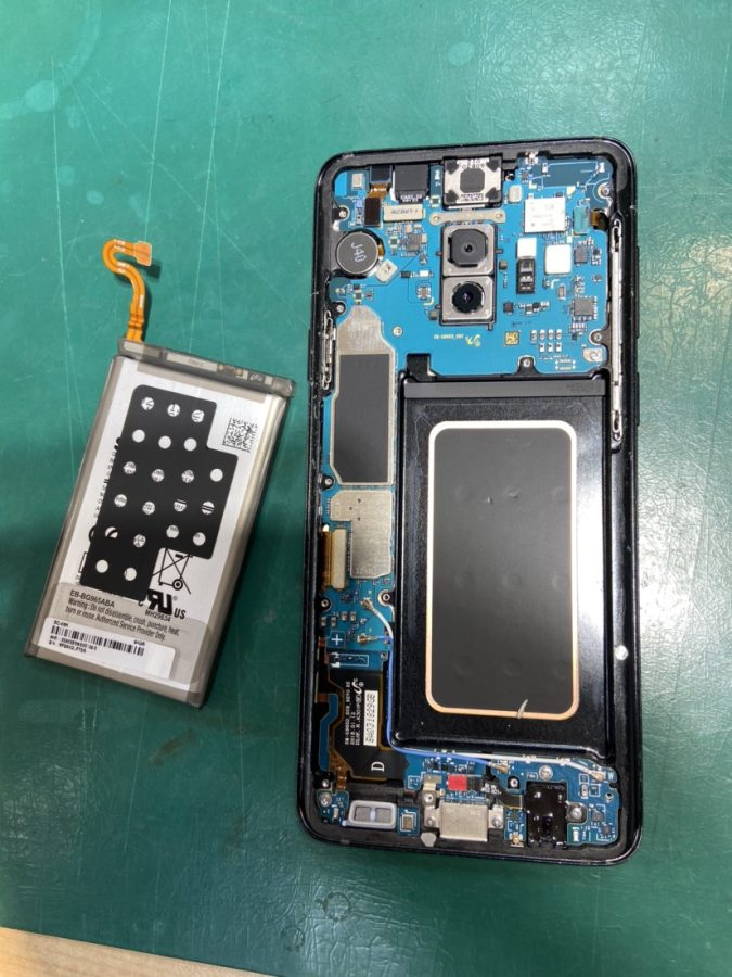 Galaxy S9+（ギャラクシーエスナインプラス）のバッテリーを交換！【スマホ修理工房ココリア多摩センター店】