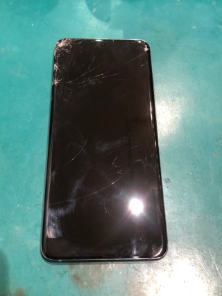 Galaxy S20 5G落として画面がバキバキになってしまった・・・そんな時はスマホ修理工房松本店にお任せください！！