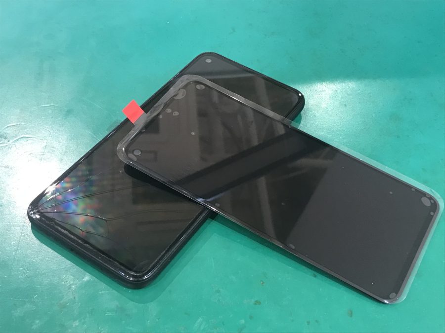 落として画面が割れてしまったPixel4a(ピクセル)の修理はスマホ修理工房水戸OPA店にお任せください！