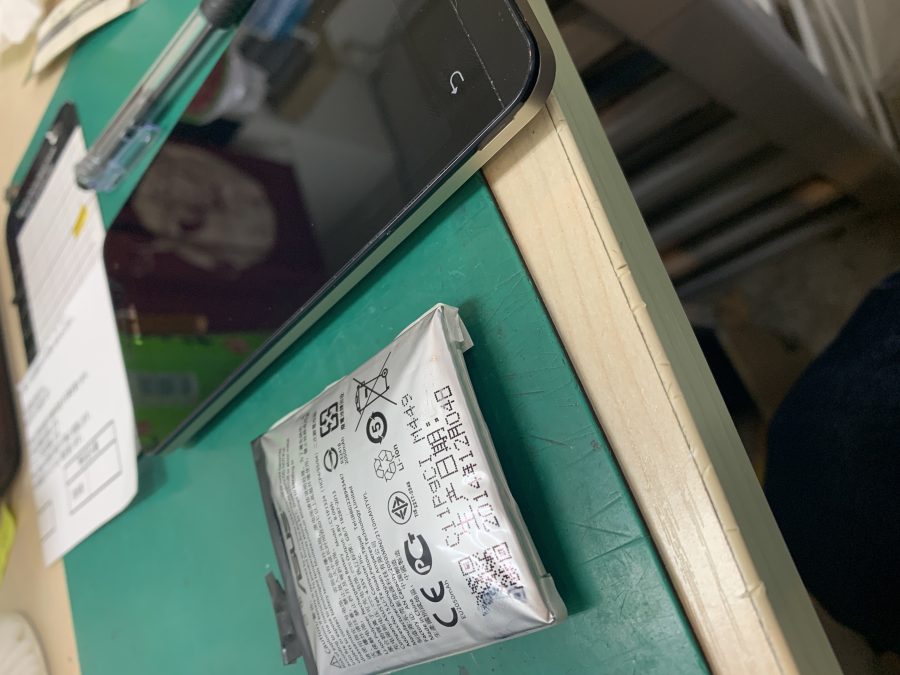 ZenFone5(A500KL) バッテリー膨張/交換のご相談でした♪