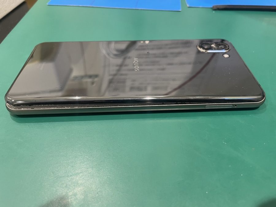 【バッテリー交換】AQUOS R3(アクオスR3)【スマホ修理工房 横浜戸塚モディ店】