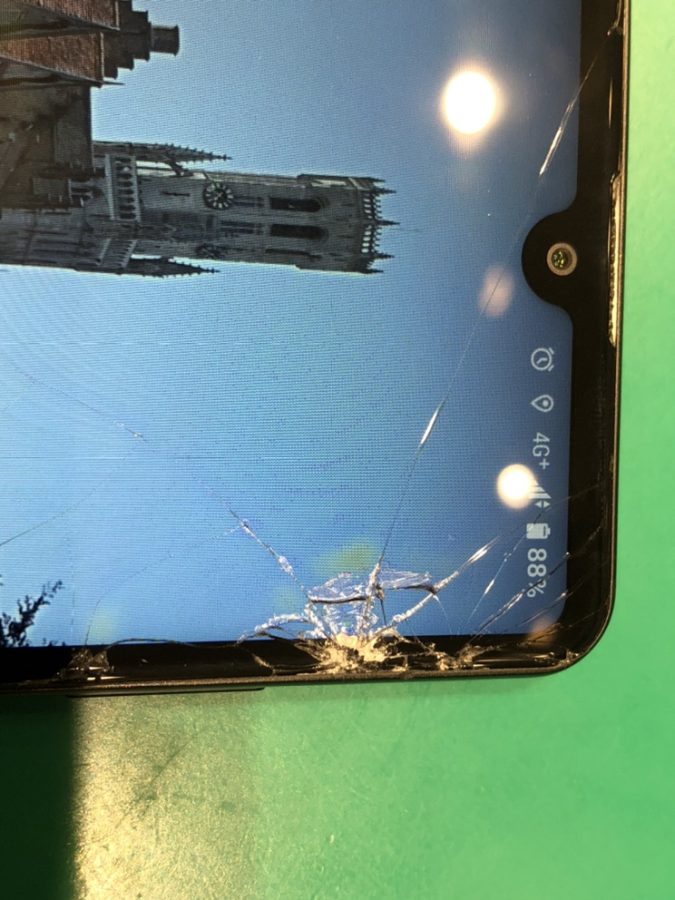 画面の割れてしまったXperia(エクスペリア)ACE Ⅱの画面交換も即日修理！【スマホ修理工房イオンモール松本店】