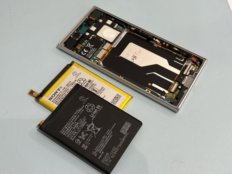 一日に何度も充電が必要…SONY XperiaXZ(エクスペリア)の電池交換修理ならスマホ修理工房水戸オーパ店にお任せください！