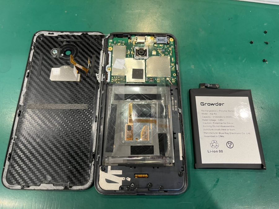 AQUOSzero 801SHのバッテリー交換はスマホ修理工房ペリエ千葉店へどうぞ！