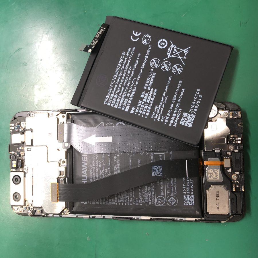 HUAWEI P10(ファーウェイ)のバッテリー膨張は危険！スマホ修理工房池袋P'パルコ店ですぐに交換をご検討ください！