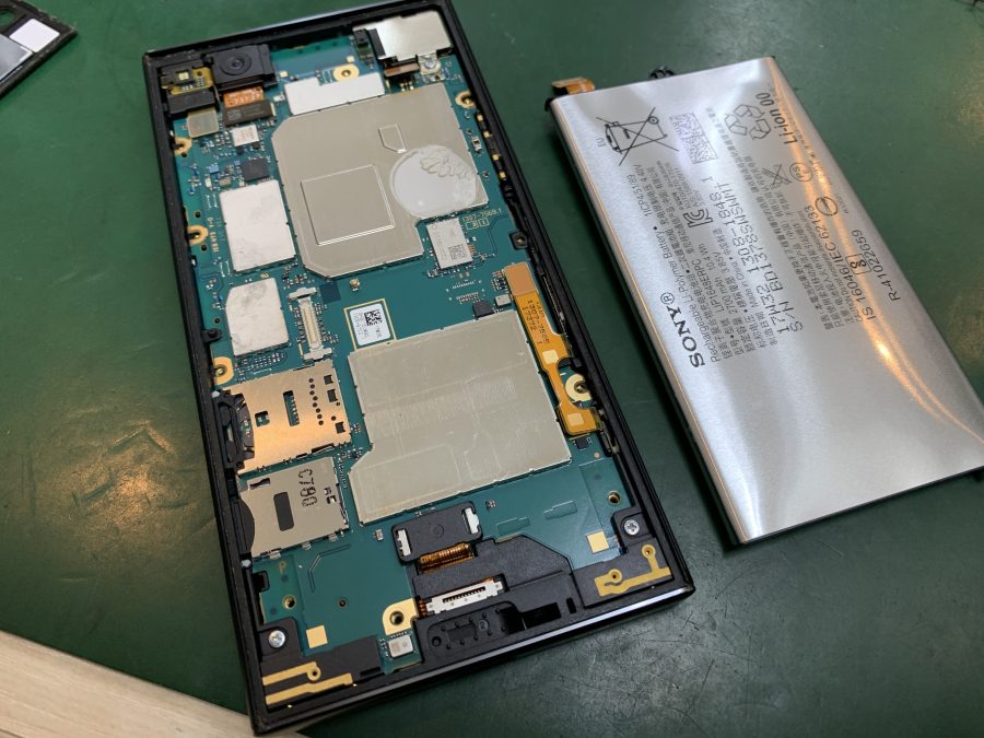 Xperia XZ1 Compact バッテリー交換しました！！