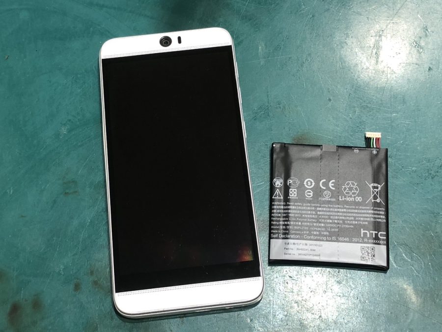 HTC J butterfly (HTV31)の電源が落ちてしまう・・・そんなときはスマホ修理工房イオンモール松本店におまかせ！