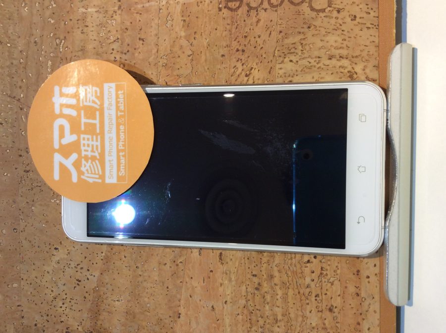 ASUS Zenfone 3(エイスース ゼンフォン3)バッテリーが劣化して起動ができなくなった(ノД`)・゜・。