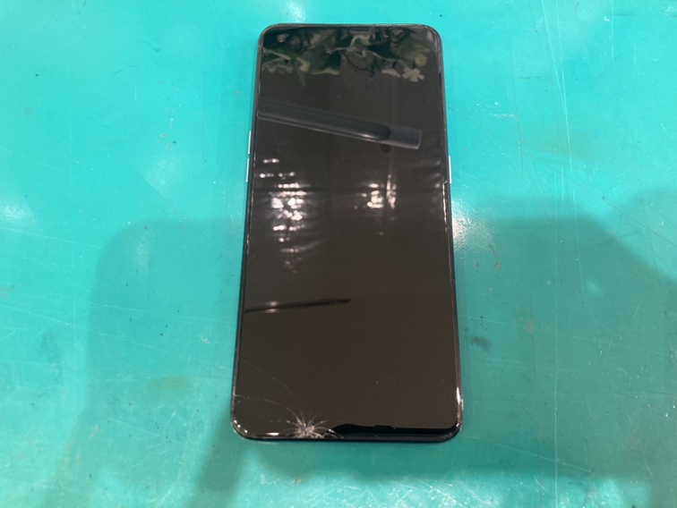 OPPO Reno5A(オッポ リノ・レノ5A)の画面交換ならスマホ修理工房新宿ペペにお任せください✨