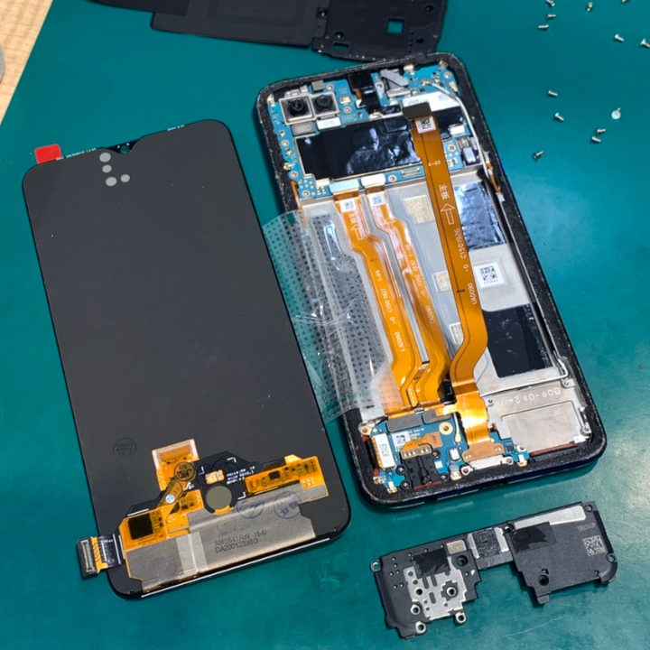 OPPOスマホの画面交換ご対応可能です！OPPO RenoA（オッポリノエー）フロントパネル交換【スマホ修理工房ココリア多摩セン