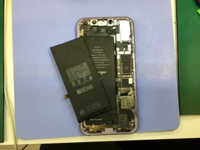 iPhone11のバッテリー持ち、そろそろ悪くなってきていませんか？データそのまま・最短即日修理いたします