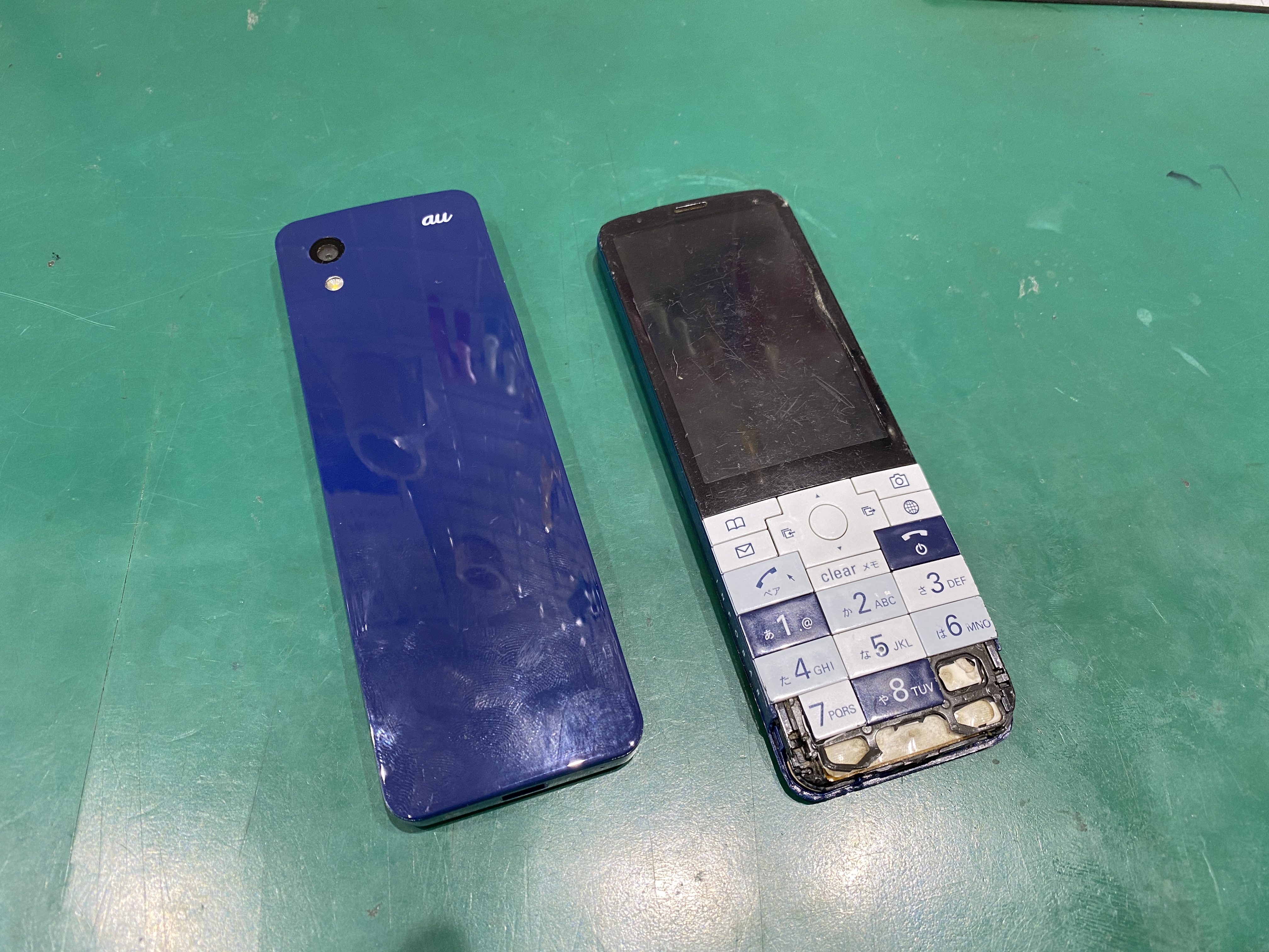 INFOBAR(京セラ)KYX31の修理もお任せください！困ったことがあれば【スマホ修理工房西大島店】へ！