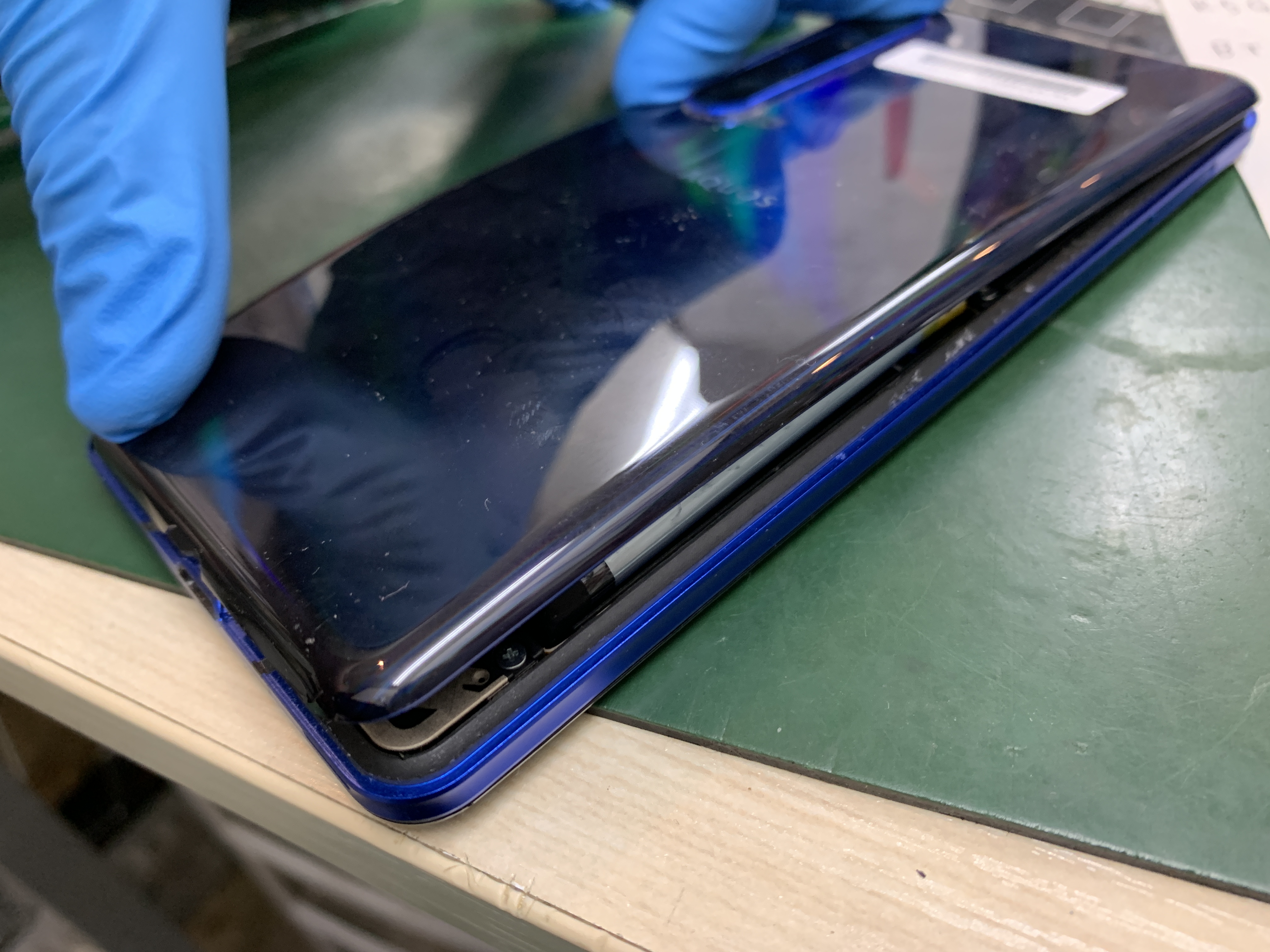 AQUOS R5Gのバッテリー膨張のご相談を頂きました！