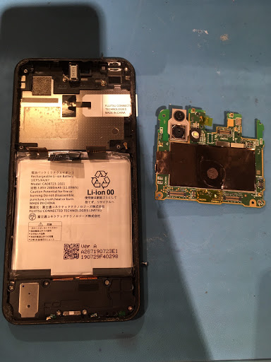 部品が流通していなくても修理可能！arrows RX（アローズ）の充電コネクタ修理はスマホ修理工房渋谷店へお任せください！
