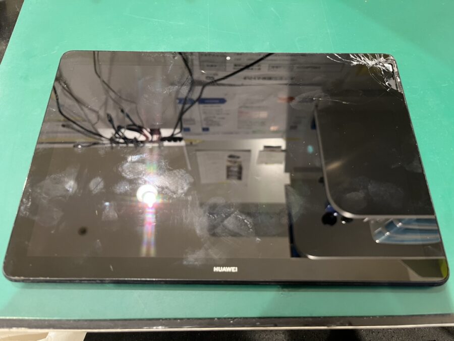 【画面交換】Media Pad T5 10.1 (メディアパット)の画面交換なら、即日対応の「スマホ修理工房 横浜戸塚モディ店」