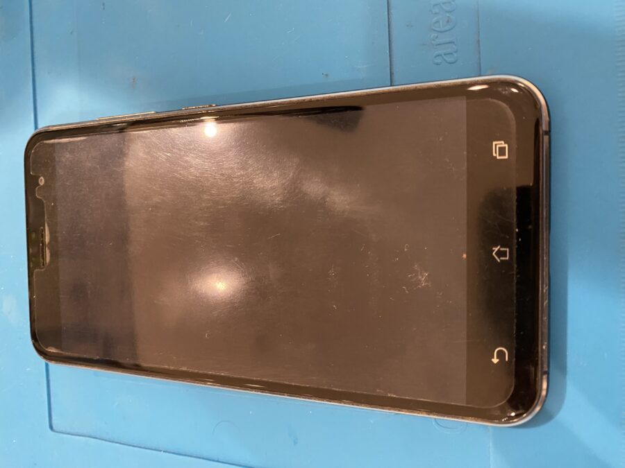 バッテリーの減りが早く充電がなくなってしまうZenfone3(ゼンフォンスリー)修理ご依頼頂きました!