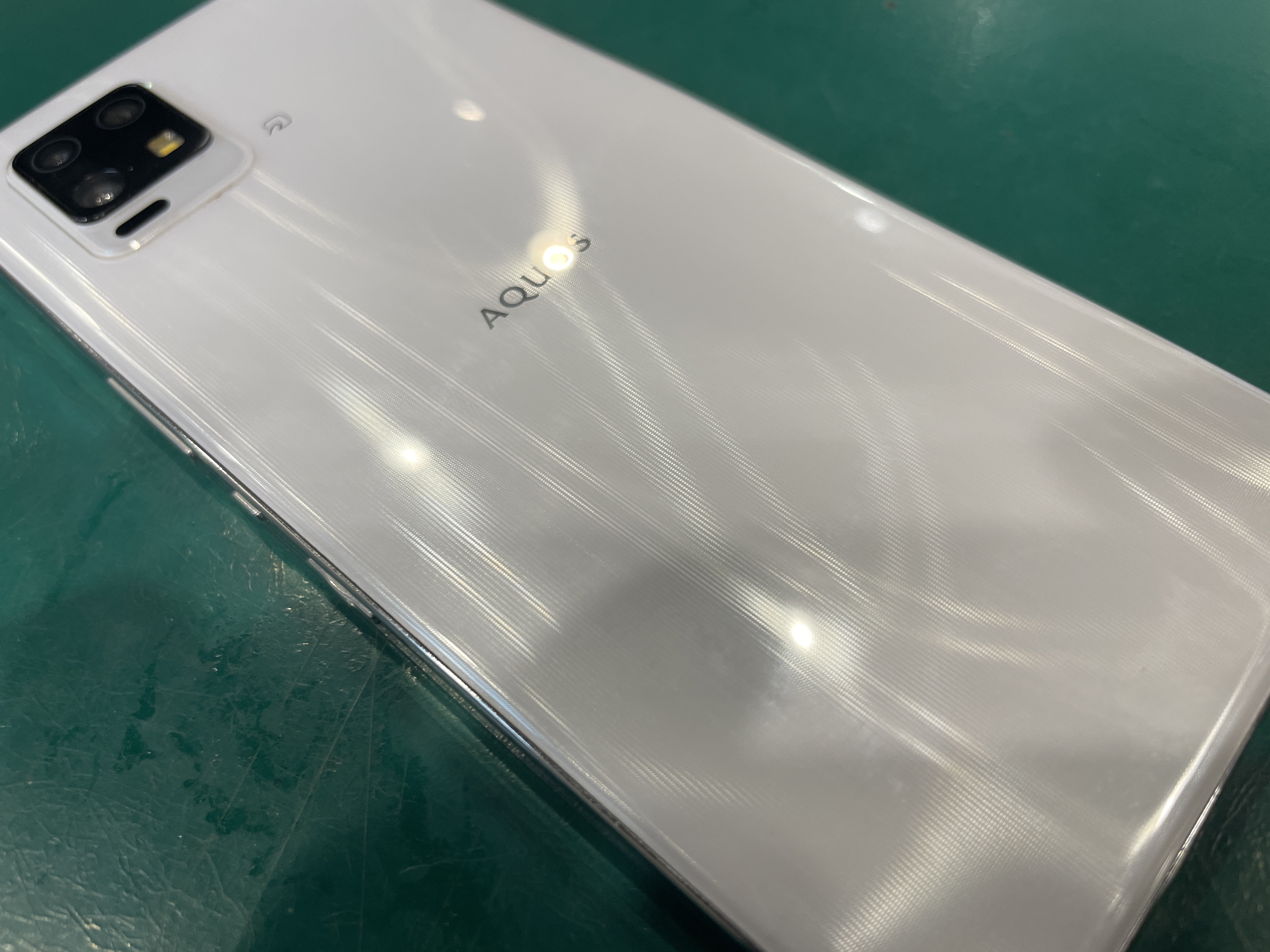 AQUOS zero6(アクオス)のバッテリー電池持ちが悪くなった！バッテリー交換ならスマホ修理工房ペリエ千葉店にご相談ください