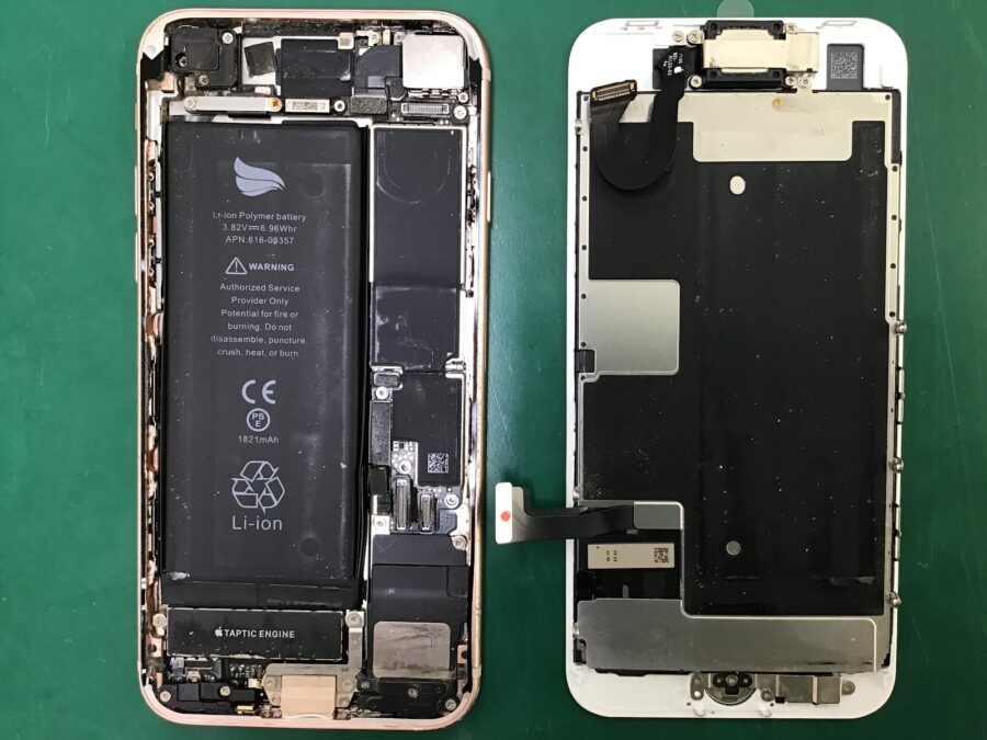 iPhone8の画面修理はスマホ修理工房王子駅店へ！