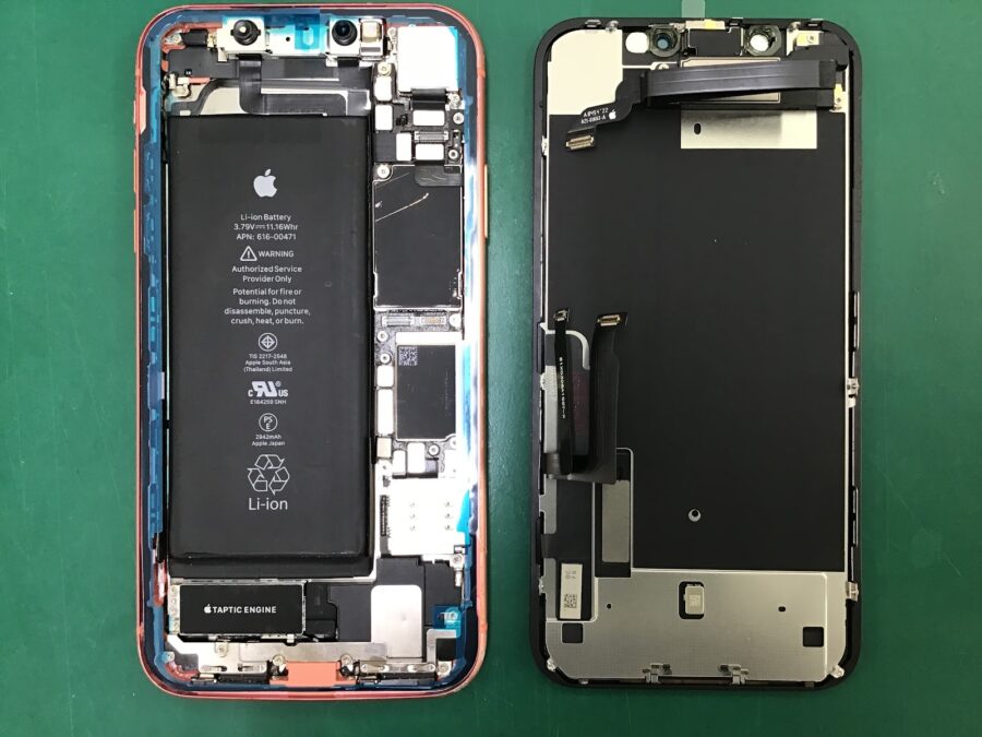 iPhoneXRの画面修理はスマホ修理工房王子駅店へ！