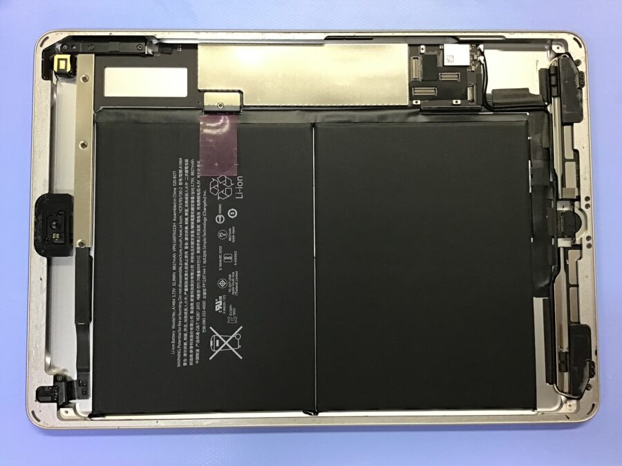 スマホ修理工房王子店/iPadのバッテリー交換をいたしました！