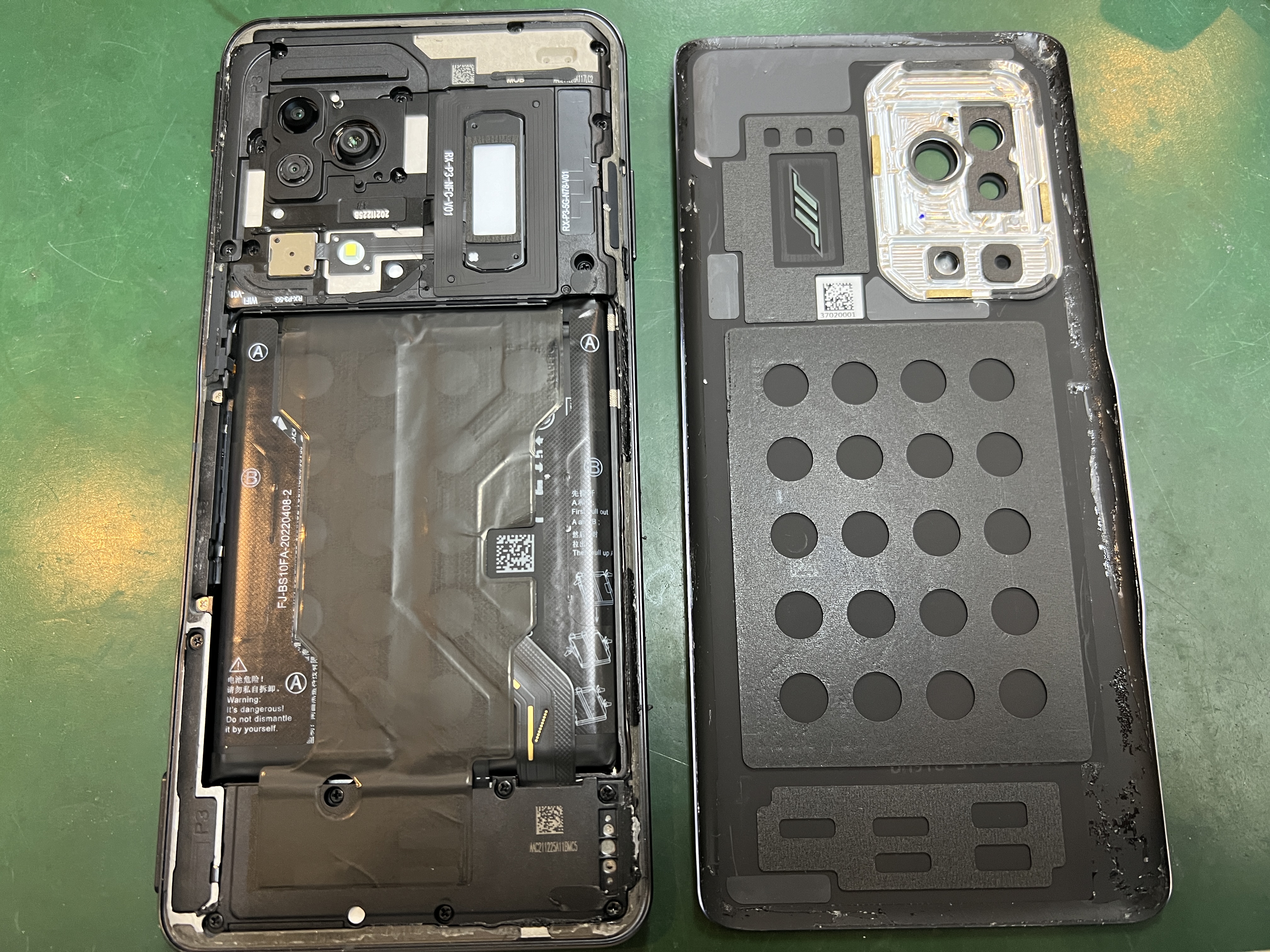 xiaomi Black Shark 5の水没復旧 画面修理のご依頼でした！