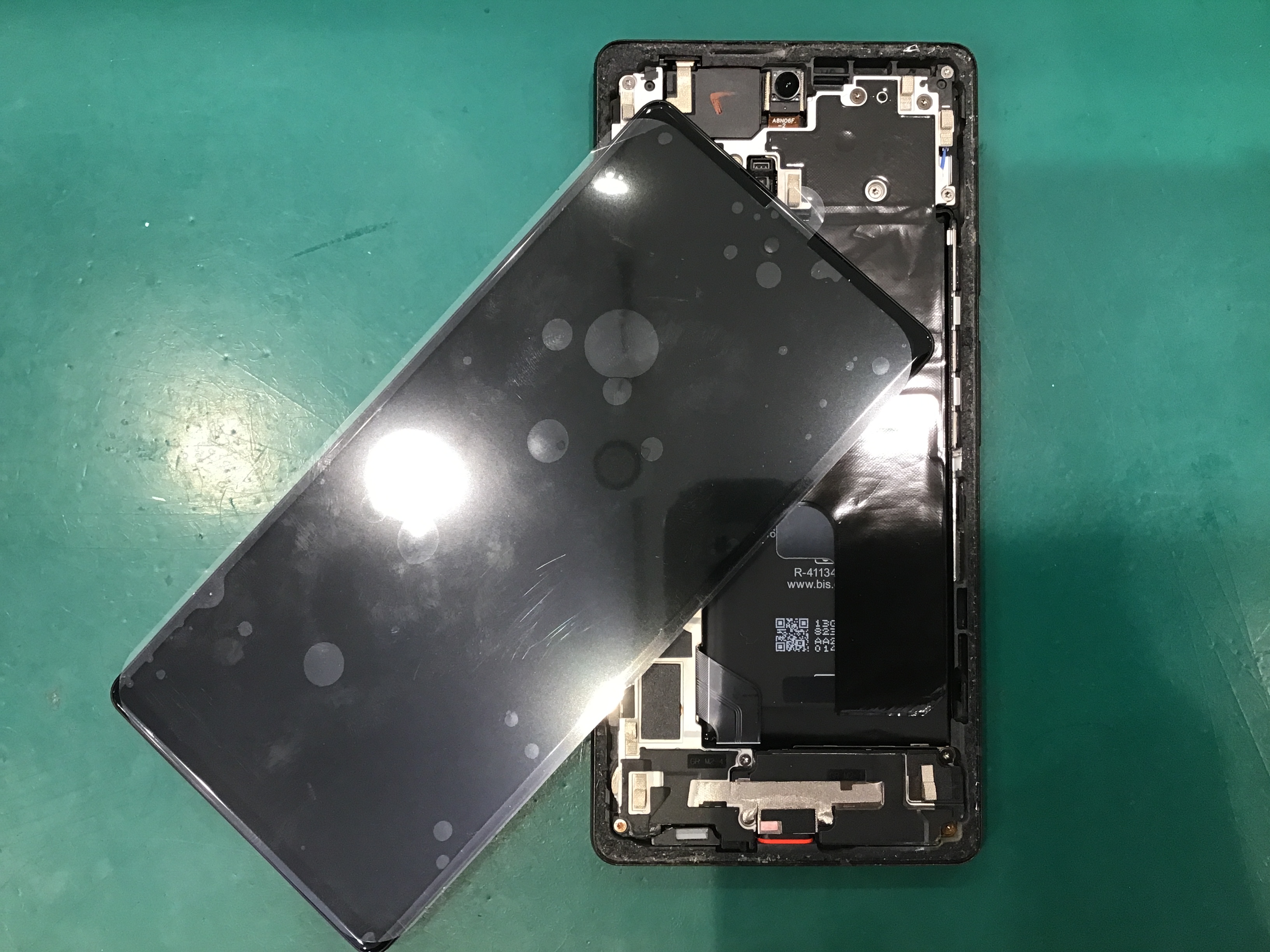 Google Pixel6aの修理は、データそのまま・即日修理のiPhone修理工房セレオ相模原店へ！