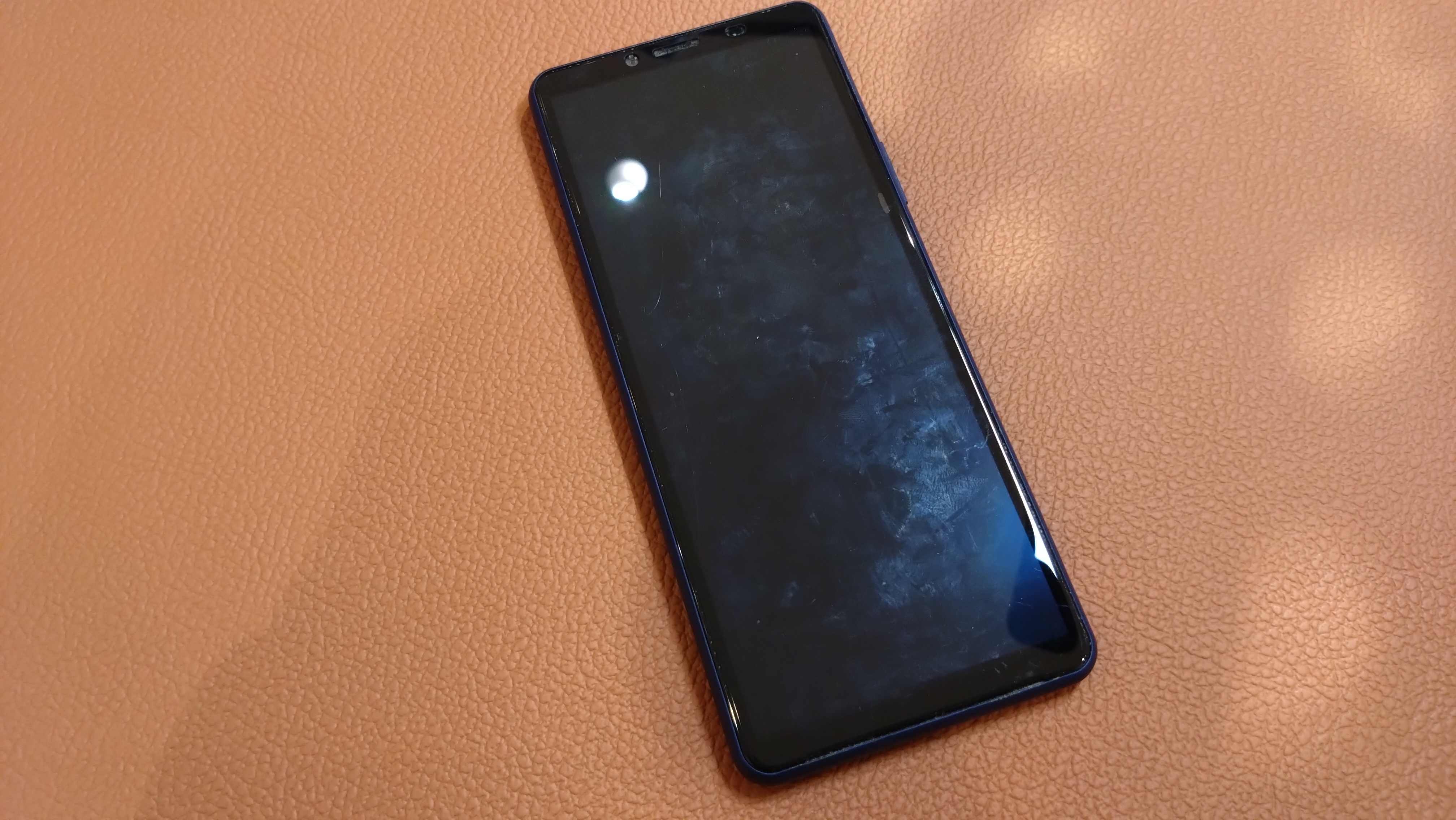 ボタンが押しにくいXperia 10 II（エクスペリア テン マークツー）のボタン修理を行いました!