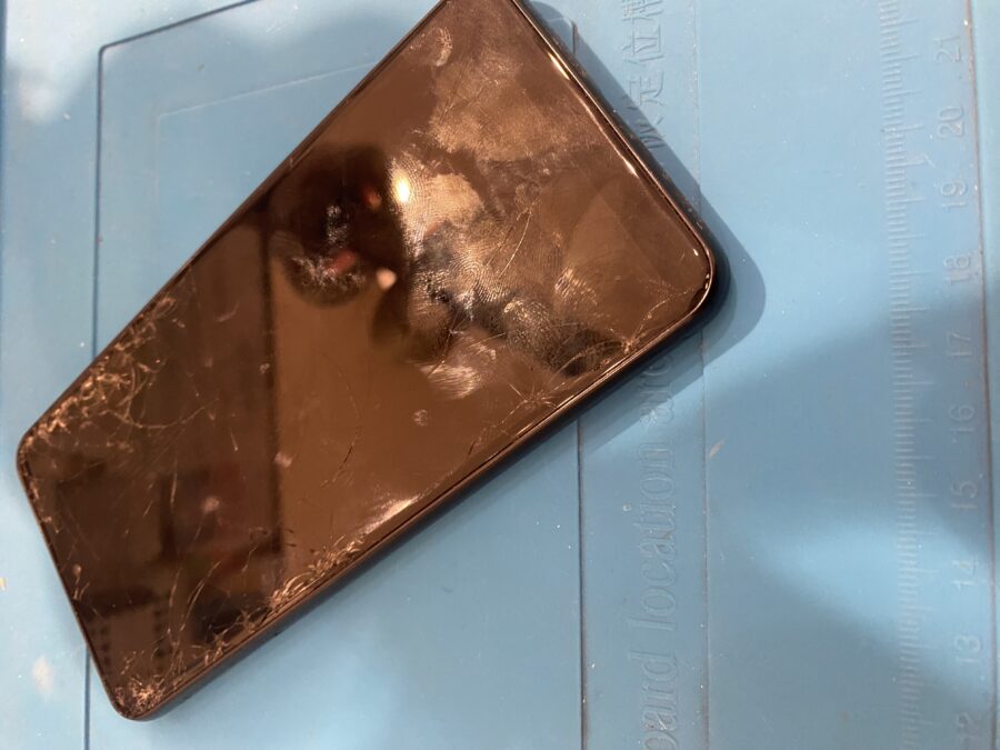ガラスが割れ映らないGalaxyA23(ギャラクシー)のパネル交換を行いました!【スマホ修理工房　仙台PARCO2店】