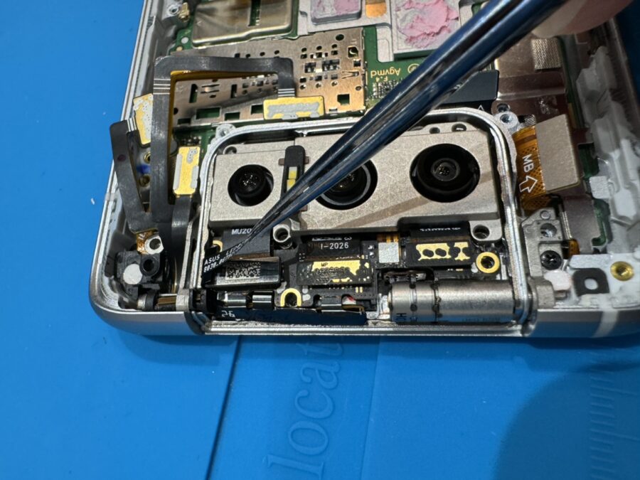 Zenfone7 / ZS670KS（エイスース、ゼンフォン）をお持ち込み頂きました。【スマホ修理工房池袋P’パルコ店】