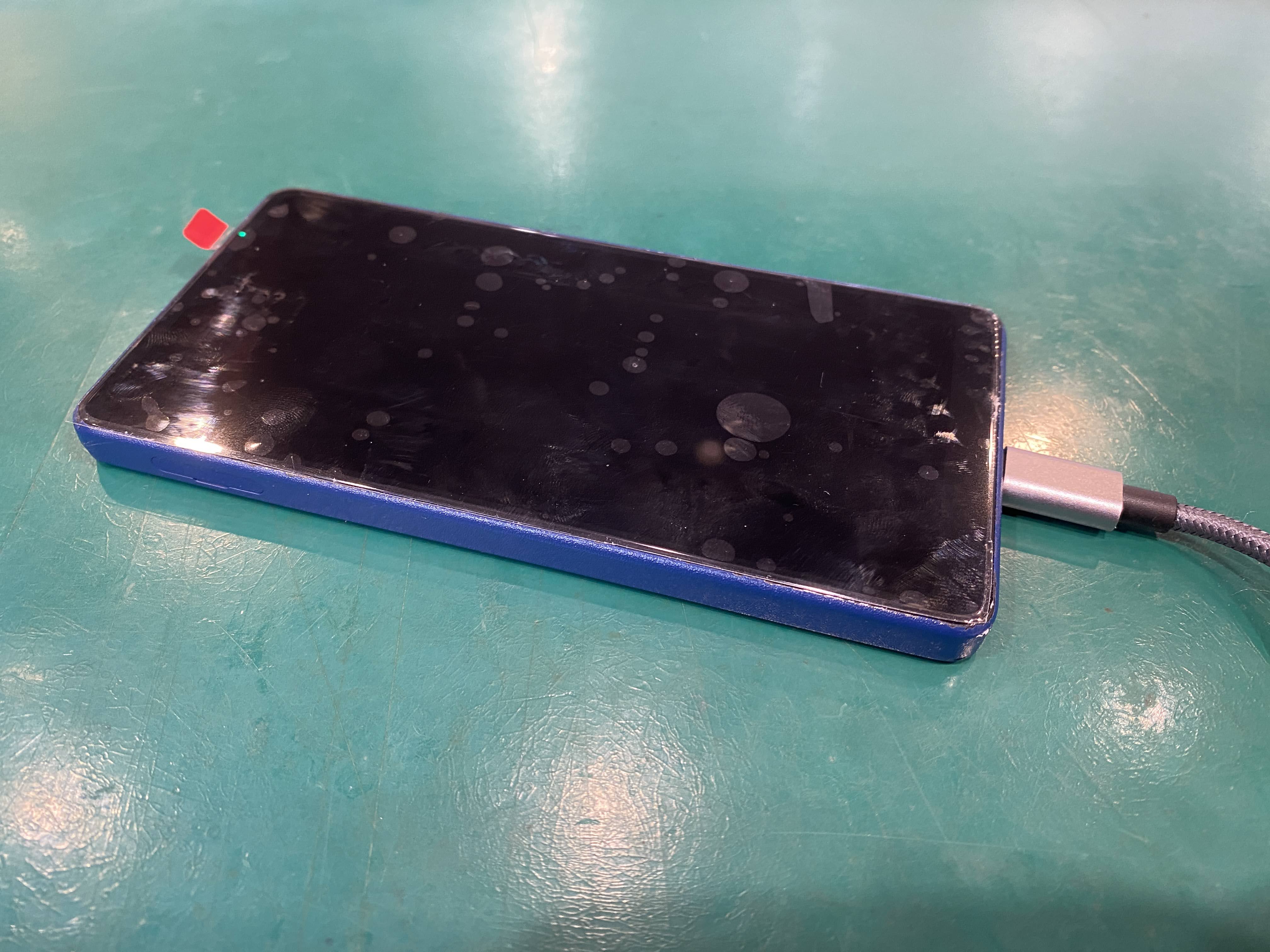 Xperia AceⅢ（エクスペリア） の画面が割れちゃった・・・そんなときの画面修理はスマホ修理工房ペリエ千葉にお任せください