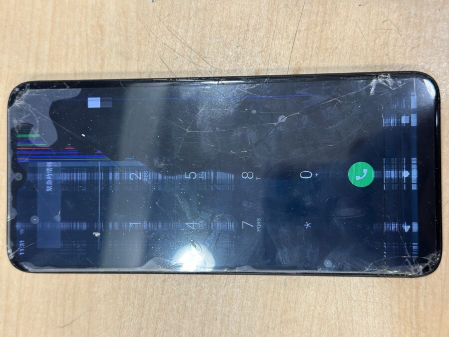 【液晶パネル交換修理】藤沢市からお越しのお客様より、Motorola Moto E7(モトローラモトE7)をお持ち込み！