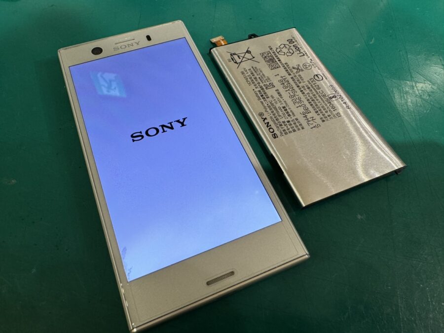 XperiaXZ1Compact（エクスペリア）SO-02Kが起動しない💦【スマホ修理工房　新宿PePe店】