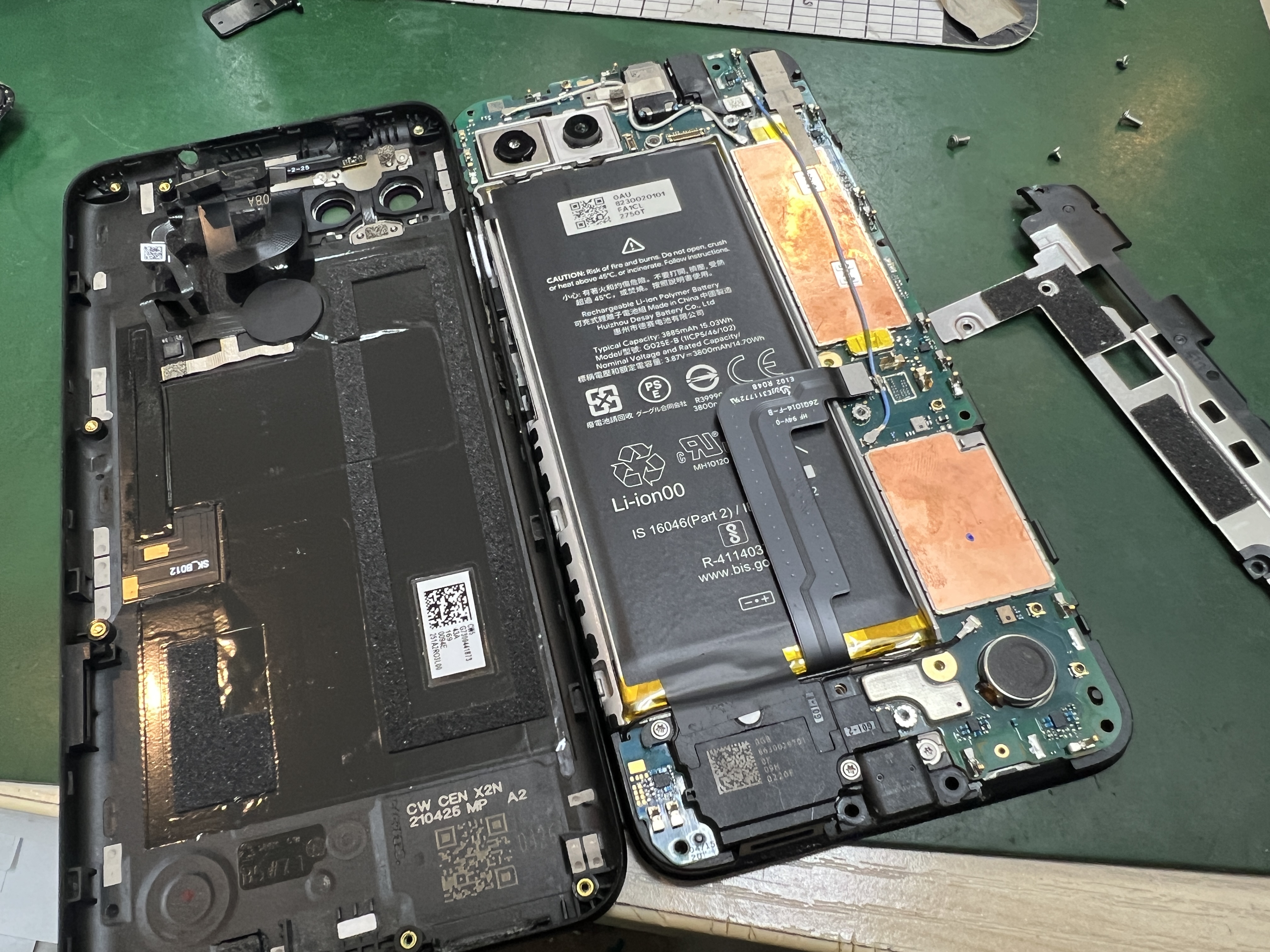 Pixel4a 5g（ピクセル4a 5g）パネル交換＆バッテリー交換のご依頼をいただきました！