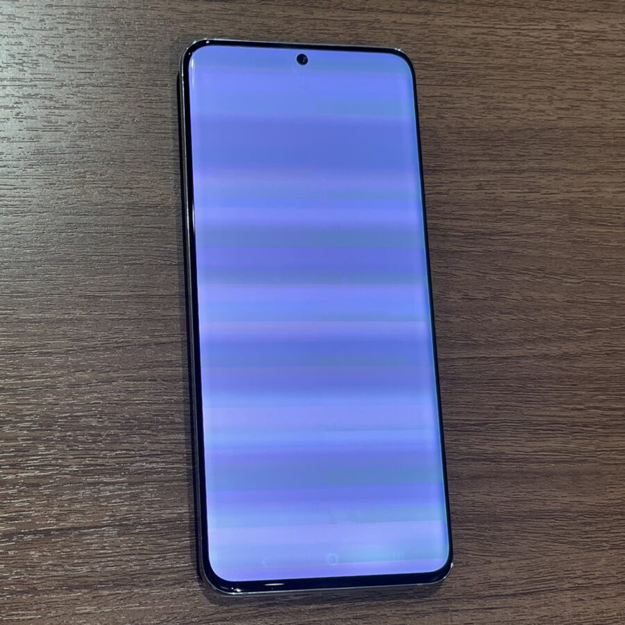 SAMSUNG Galaxy S20 5Gの画面が真っ白になった！？そんな画面修理のトラブルならスマホ修理工房 渋谷店！