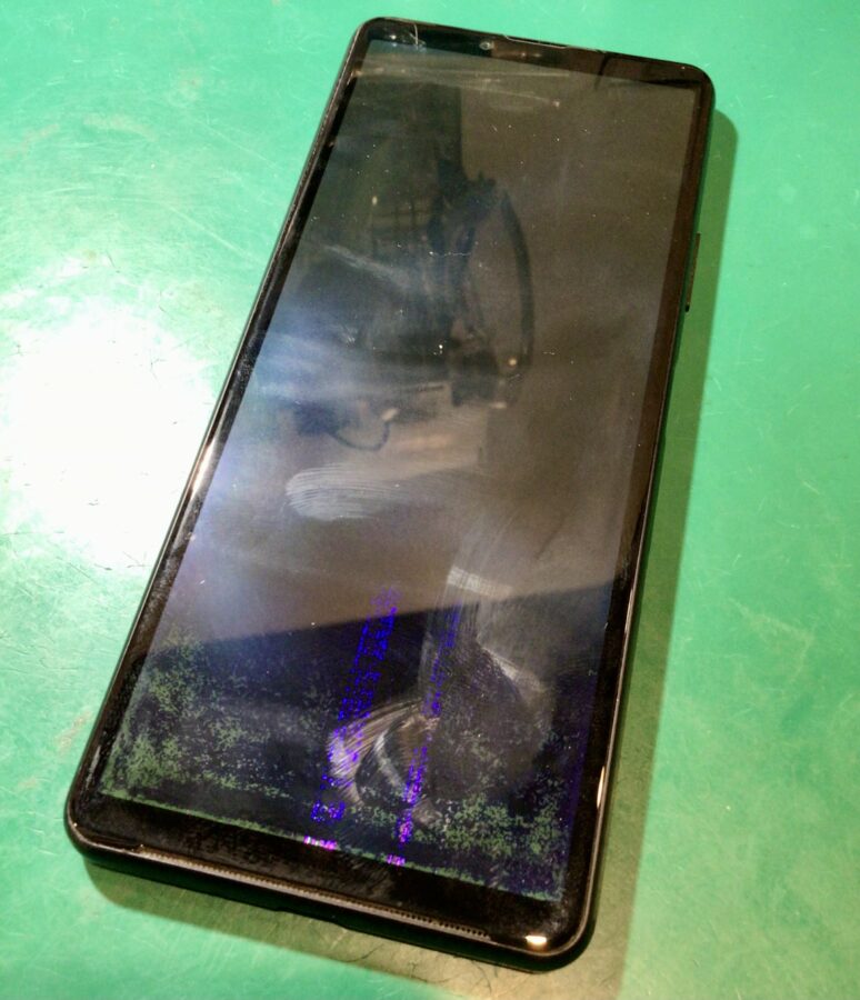 Xperia 10 III 画面表示不可【スマホ修理工房 東松山店】