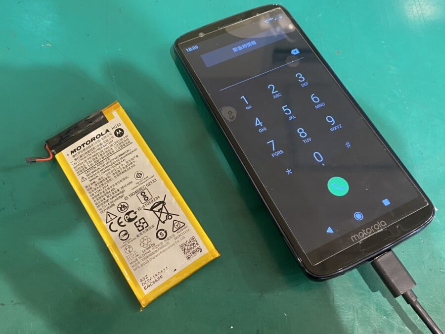 Moto g6（モトローラ）のバッテリーが膨らんでしまっても修理可能！【スマホ修理工房新宿PePe店】